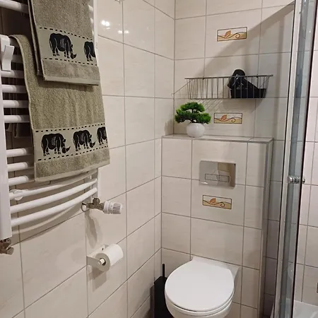 Jelonkowo - Z Bezplatnymi Rowerami, Chlodny Cale Lato! Appartement
