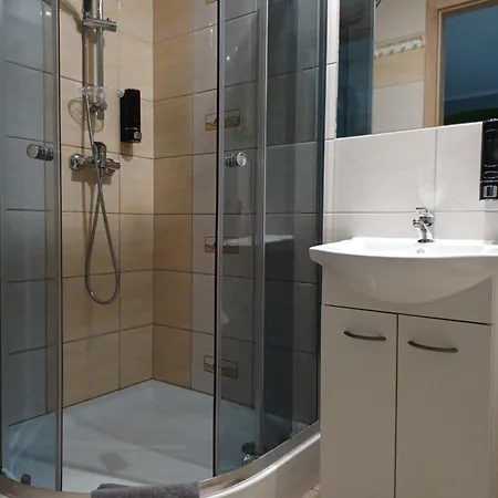 Appartement Jelonkowo - Z Bezplatnymi Rowerami, Chlodny Cale Lato! *